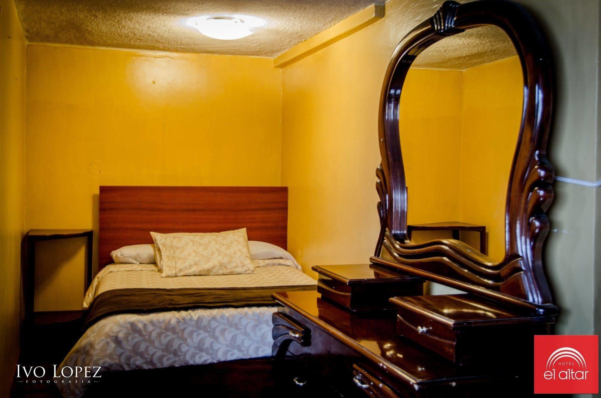 Hotel El Altar Riobamba Esterno foto